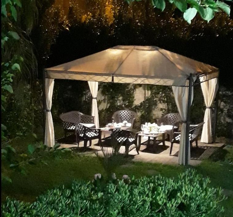 Villa Lazzari B&B Tra I Due Mari Малье Экстерьер фото
