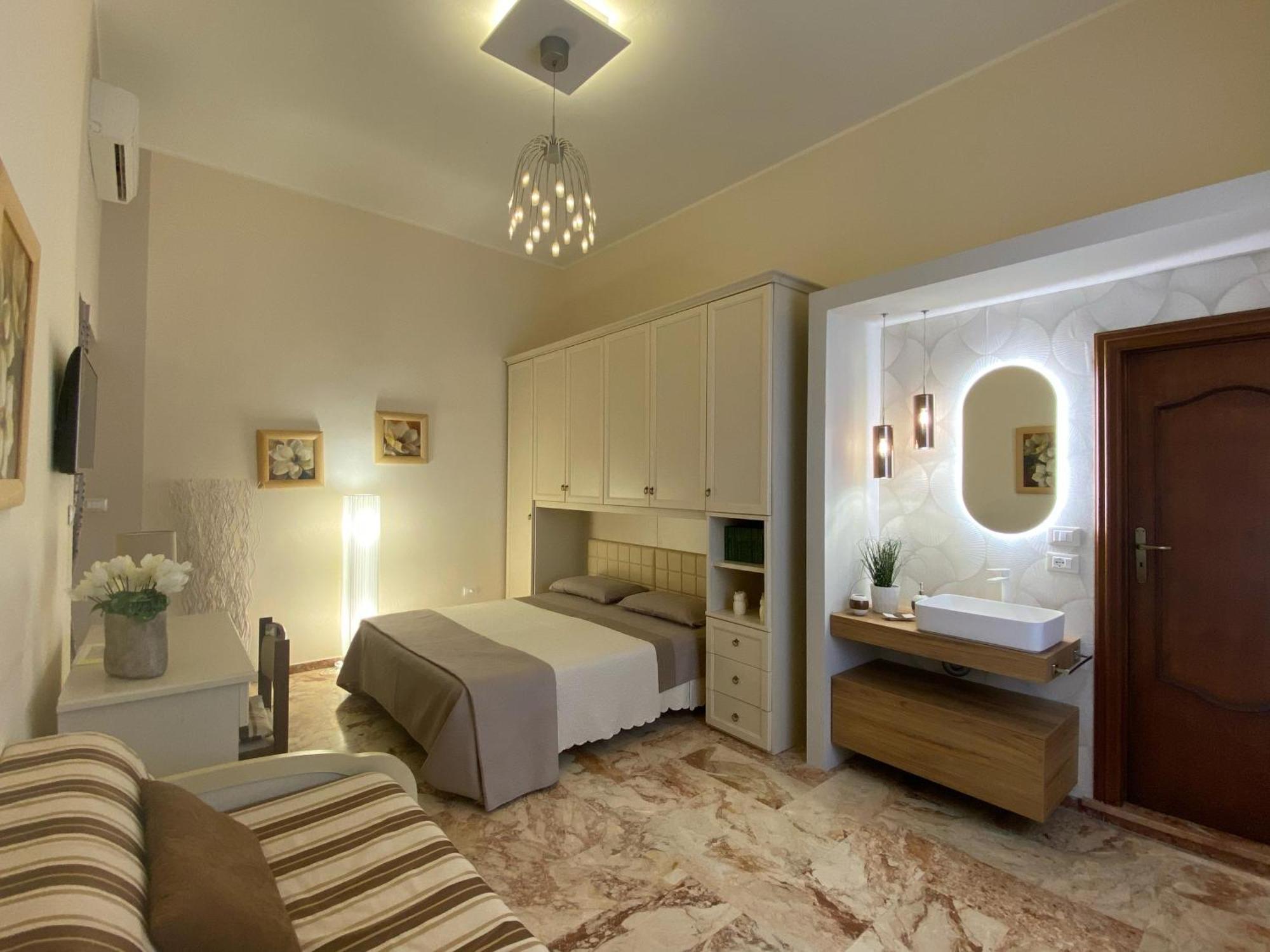 Villa Lazzari B&B Tra I Due Mari Малье Экстерьер фото