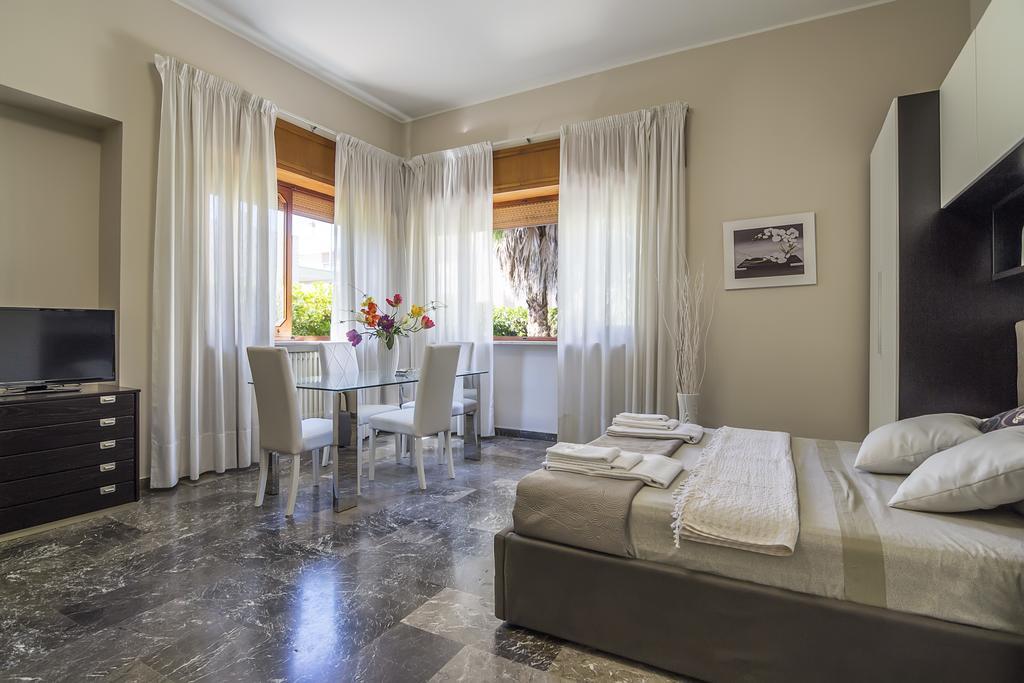 Villa Lazzari B&B Tra I Due Mari Малье Экстерьер фото