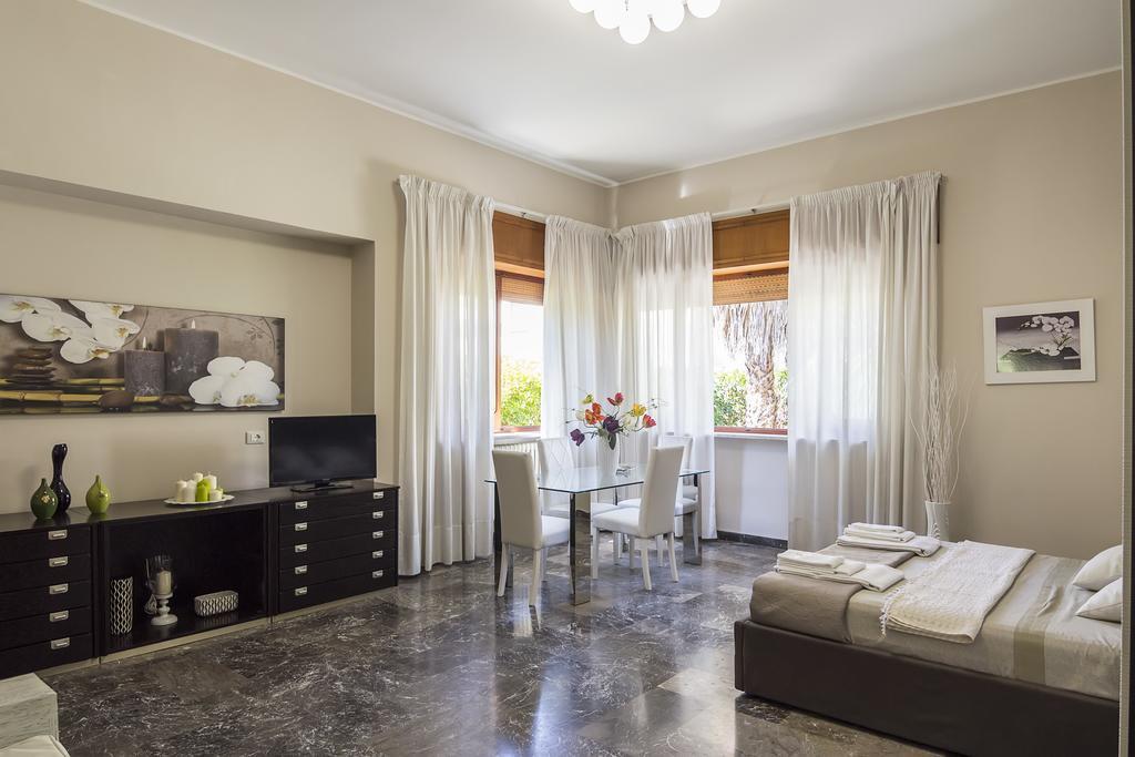 Villa Lazzari B&B Tra I Due Mari Малье Экстерьер фото